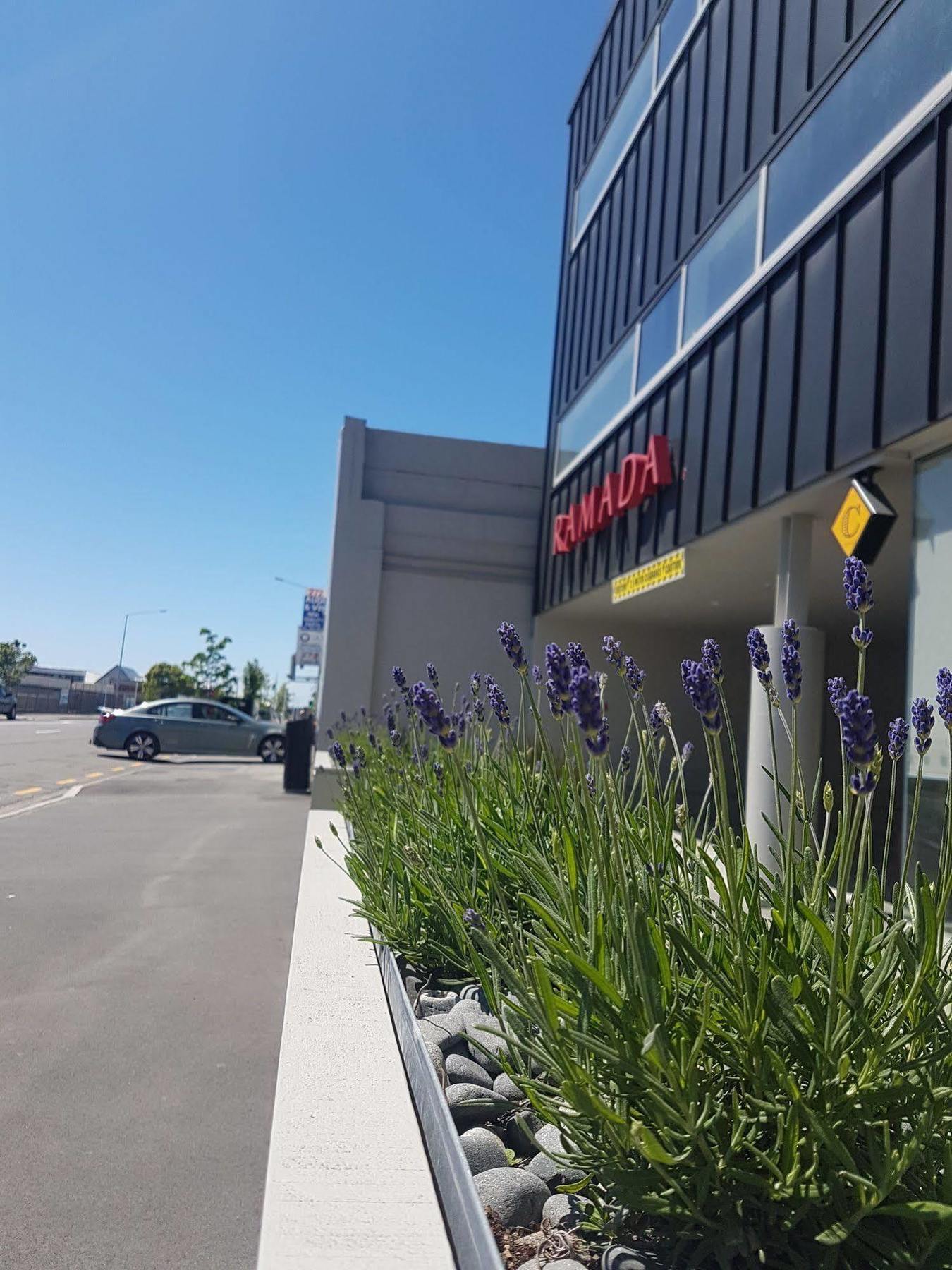 Ramada Suites By Wyndham Christchurch City Exteriér fotografie